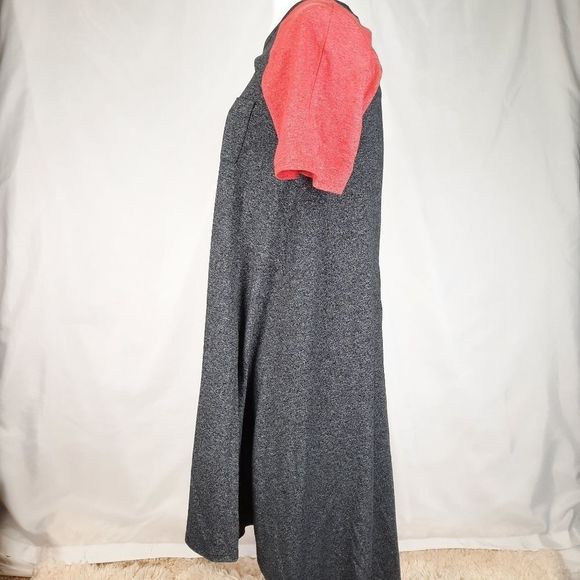 LuLaRoe Carly swing dress gray red contrast short sleeve pocket high-low small - Picture 4 of 10